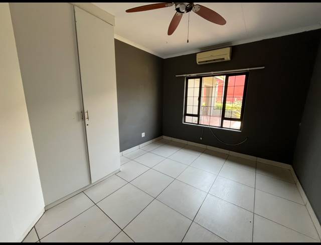 2 BEDROOM FREESTANDING TO LET IN BELLAIR